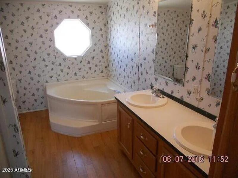 0c66e222b633bcfff2101ee5107685ae