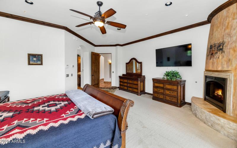 27601 N 110th Pl-large-025-033-27601 N 1