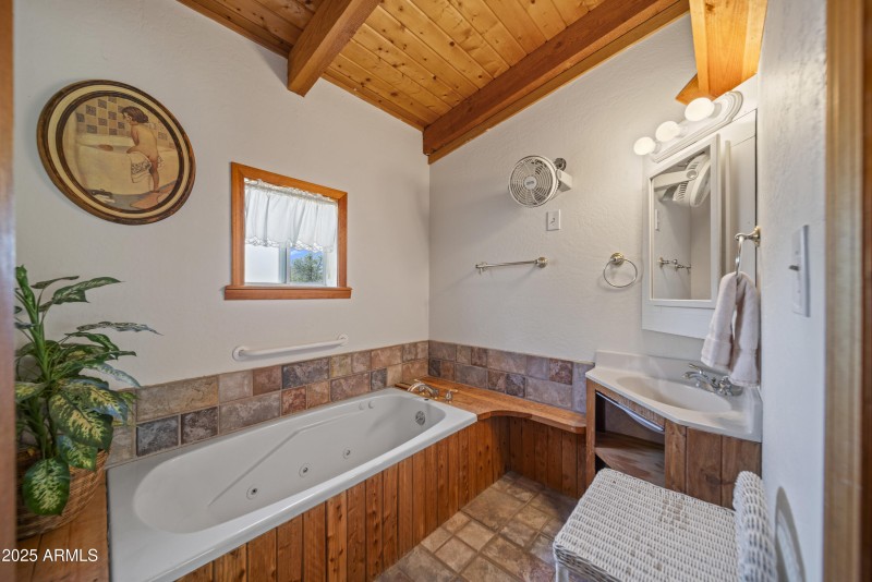 16947 W Willow Ave 00021