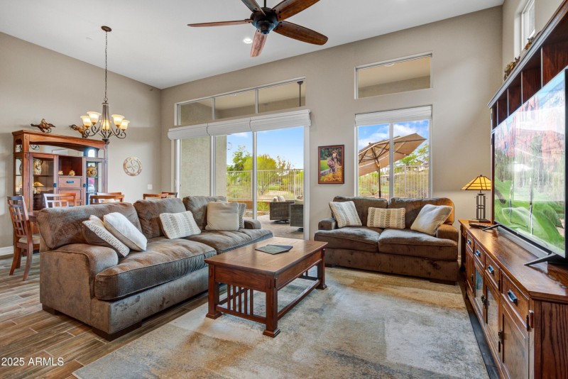 003_Living Room