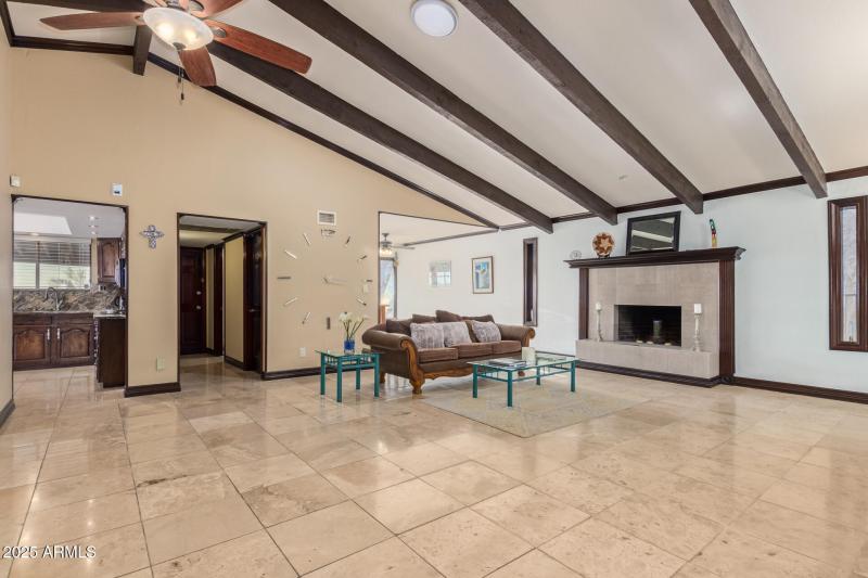11237 N 15th Ln_30