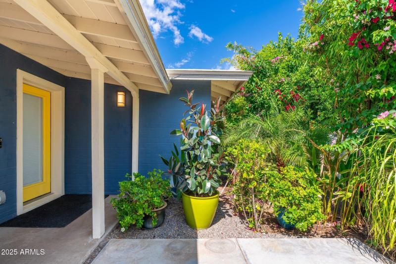 Covered front entry