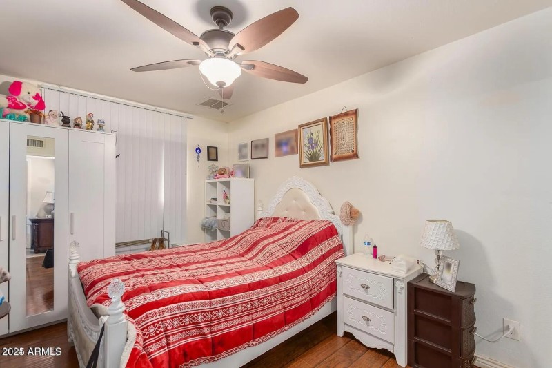 27 - Bedroom 4
