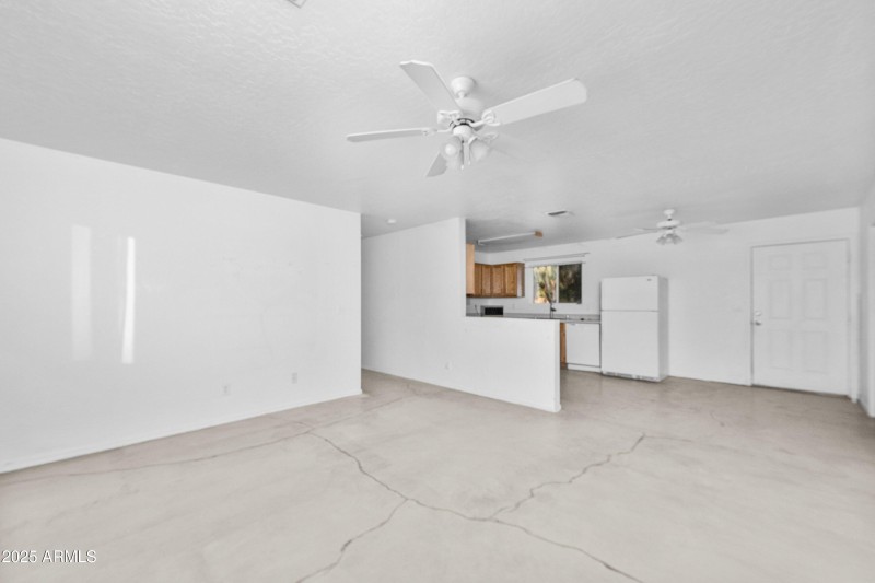 05-17707-E-Karsten-Drive-5