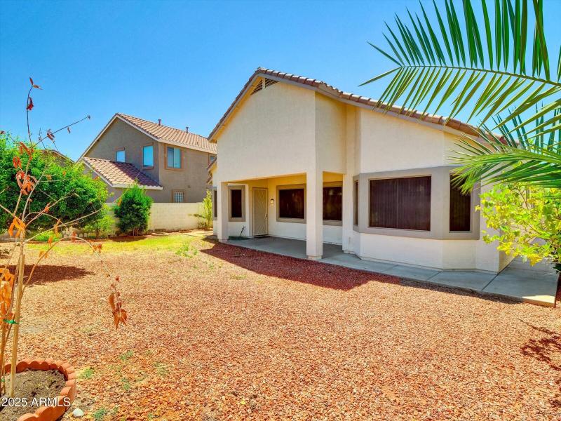 62-8854 W Augusta Avenue-62