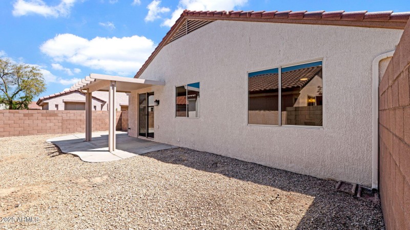 35-web-or-mls-P1322298