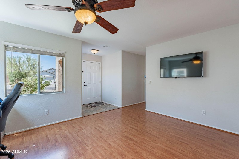 9-web-or-mls-Silverbell-9