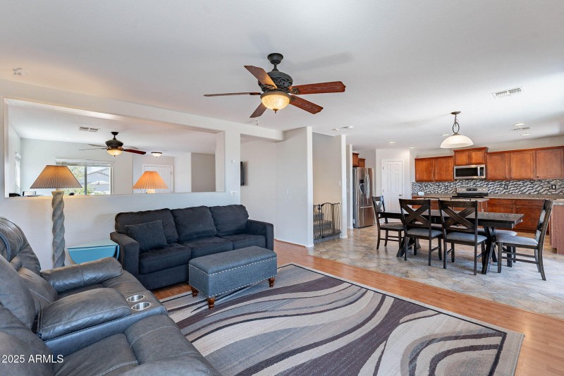 13-web-or-mls-Silverbell-13