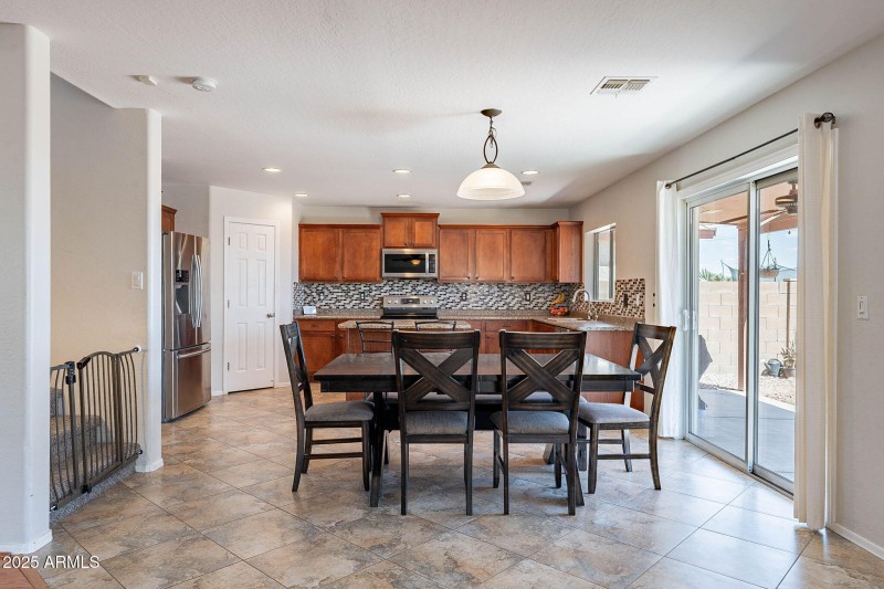 15-web-or-mls-Silverbell-15
