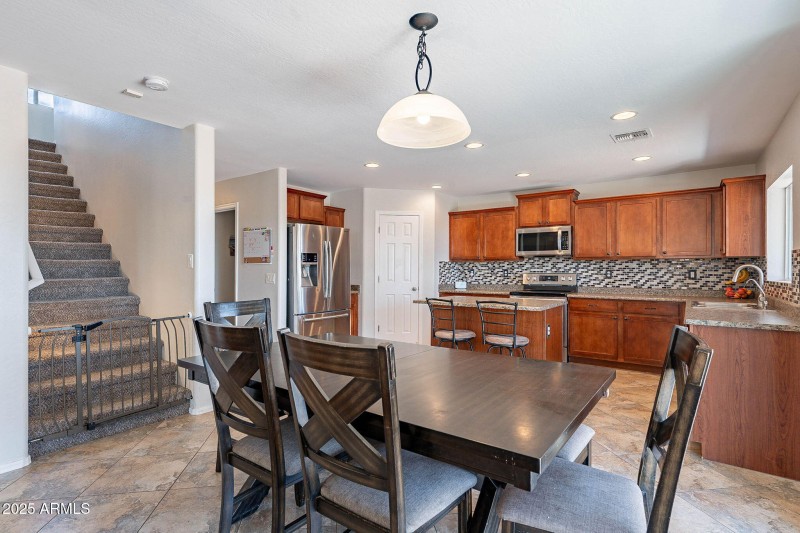 16-web-or-mls-Silverbell-16