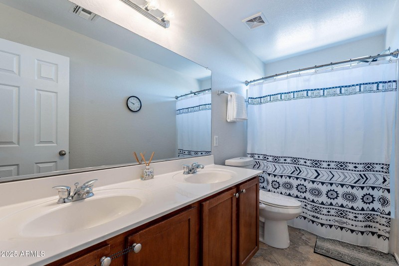 33-web-or-mls-Silverbell-33