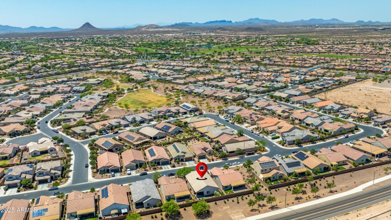 3655 N Astoria Dr-48