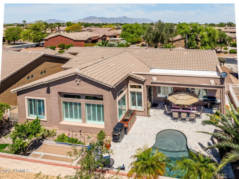 42293 Good Vibrations-0165-HDR-Edit