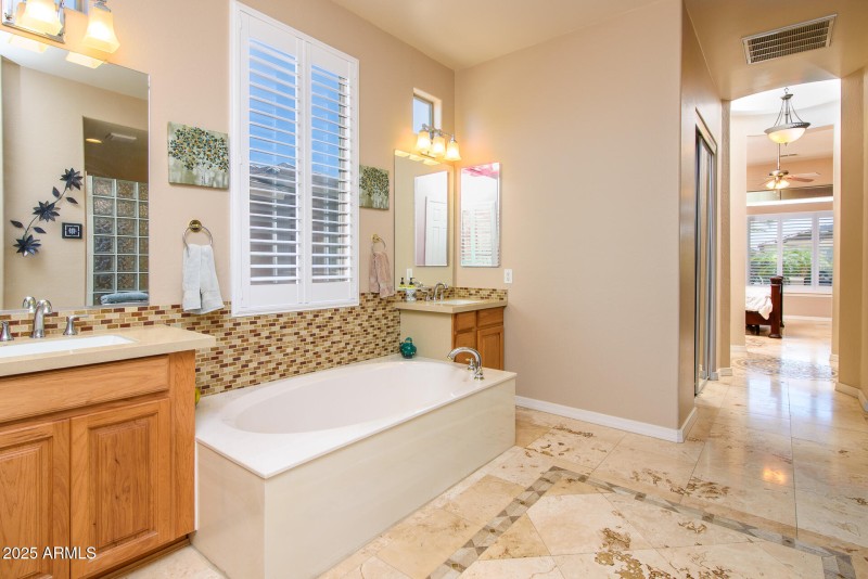 42293 Good Vibrations-8512-Edit-Edit