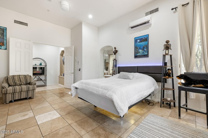 8167 E Sand Flower Dr -