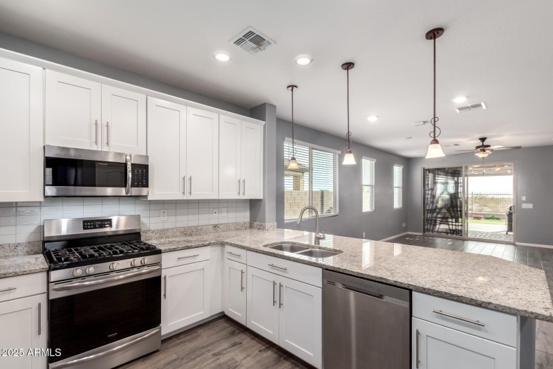 7618 S LONE PINE PL, Gold Canyon 85118