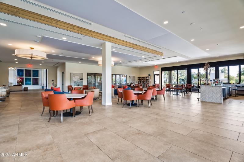 ESTATE CLUB- MAIN ROOM (VIEW II)