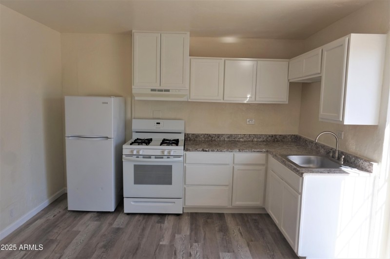 Unit 5 Kitchen