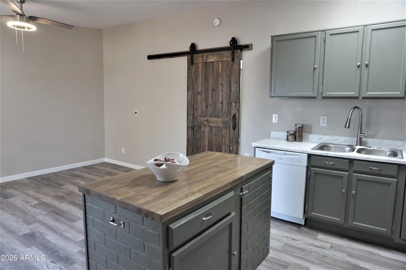 Unit 6 Kitchen