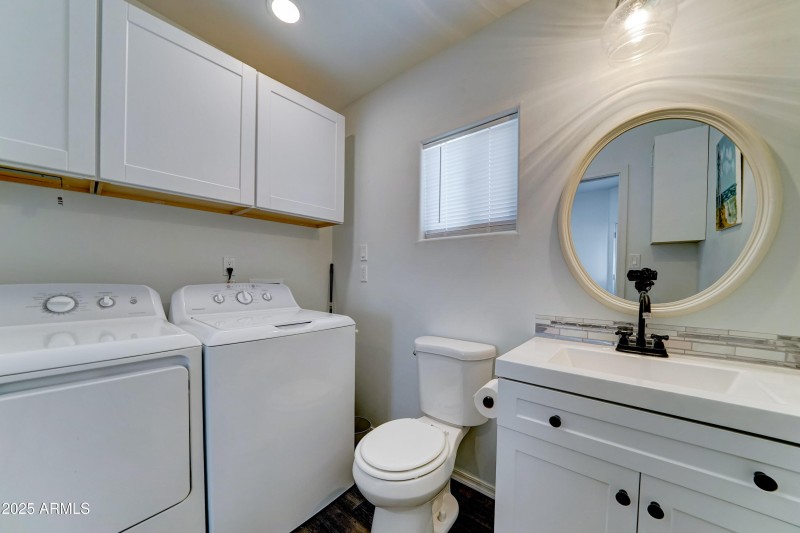 Laundry just off AZ room