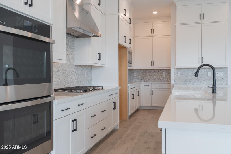 Tri Pointe Waterston Central 385 - Execu