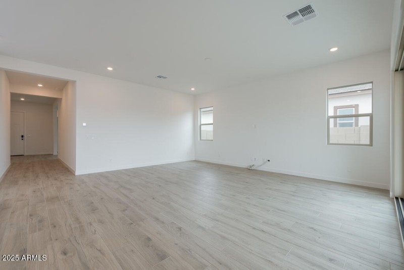 Tri Pointe Waterston Central 385 - Great