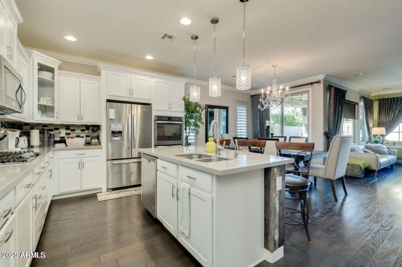 20220613225315542160000000-o