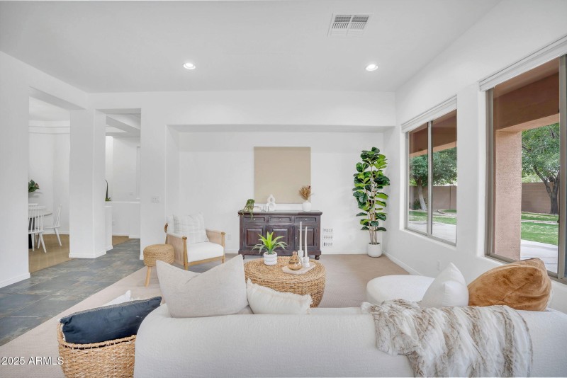 23-web-or-mls-4756 E Ironhorse Rd-23