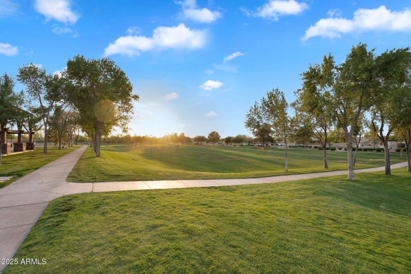 96-web-or-mls-4756 E Ironhorse Rd Commun