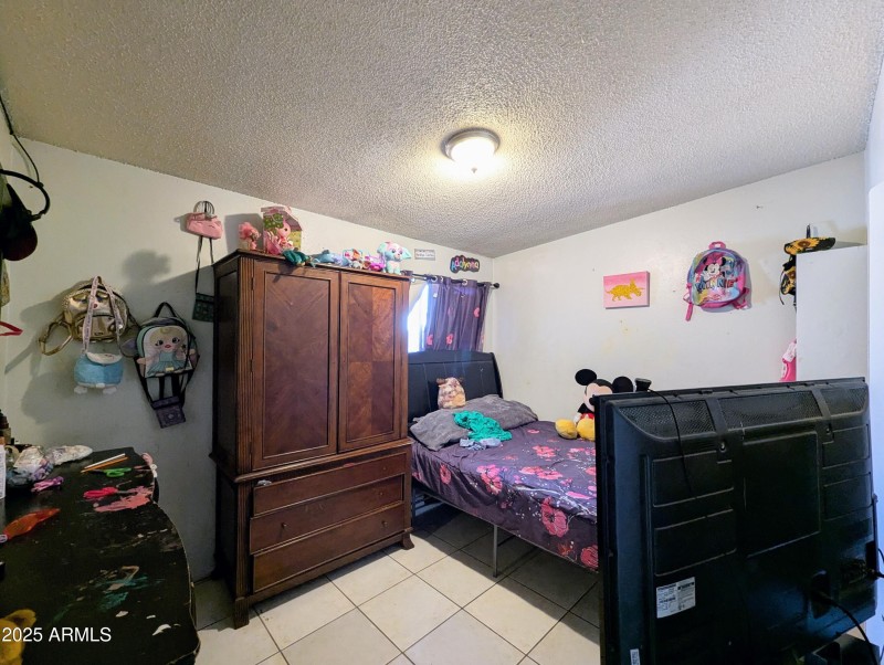 PXL_20250515_214517371