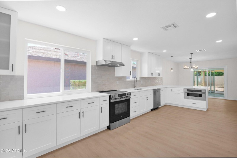 23-web-or-mls-P1211347