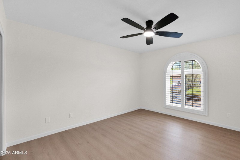 26-web-or-mls-P1211352