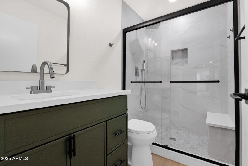 28-web-or-mls-P1211357