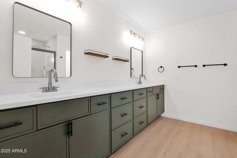 29-web-or-mls-P1211358