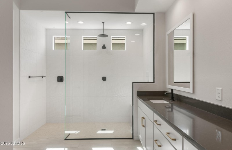 Owners Bath