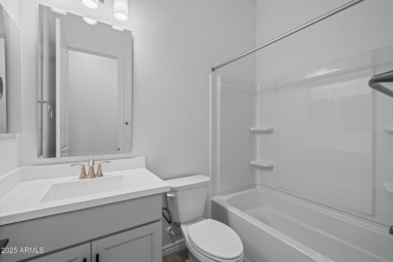 22)BATH 3