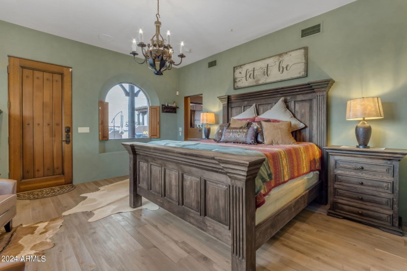 182-web-or-mls-182_235_a4m_jomax