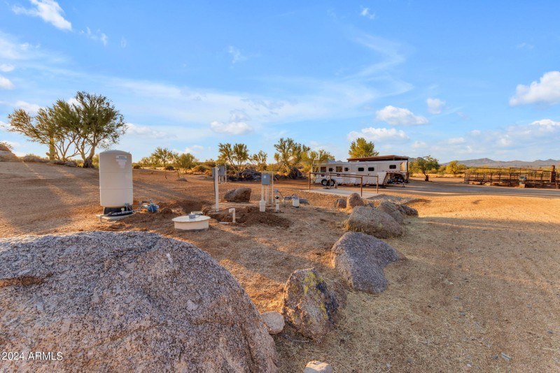 225-web-or-mls-225_411_a4m_ext tw