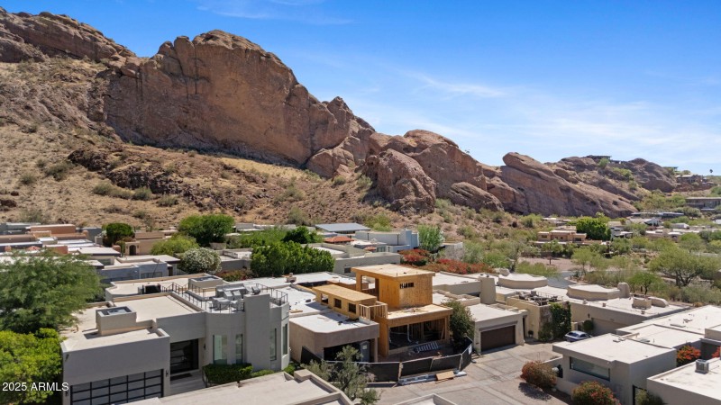 Views of Echo Canyon & Praying Monk