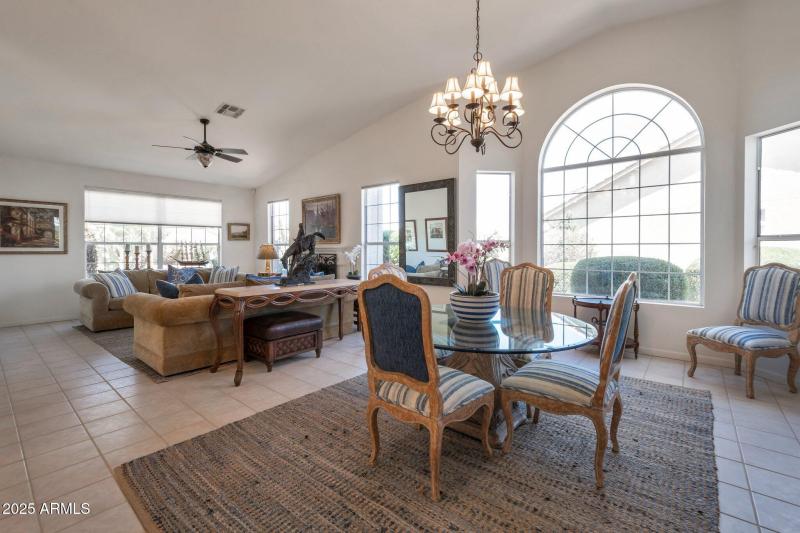 11-web-or-mls-Qp-9939