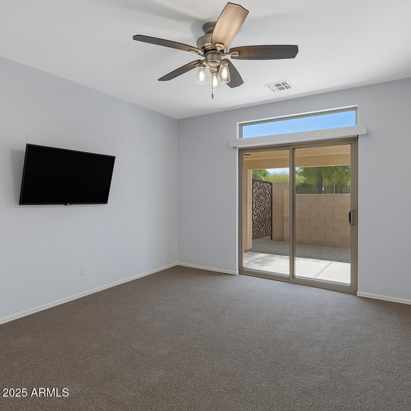 73A3E2FF-995F-48D4-8236-33F73D4E5ED2