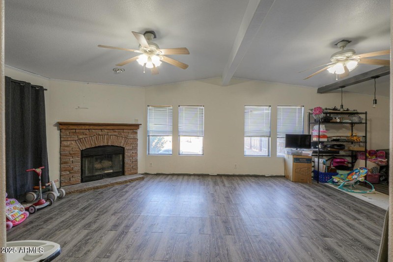 20241203054621517549000000-o