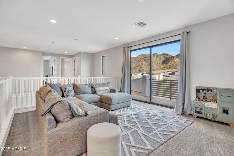 Loft - Bonus Room with Views