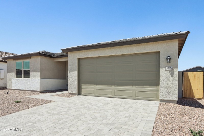 2-web-or-mls-W Cheryl Dr-1405-002