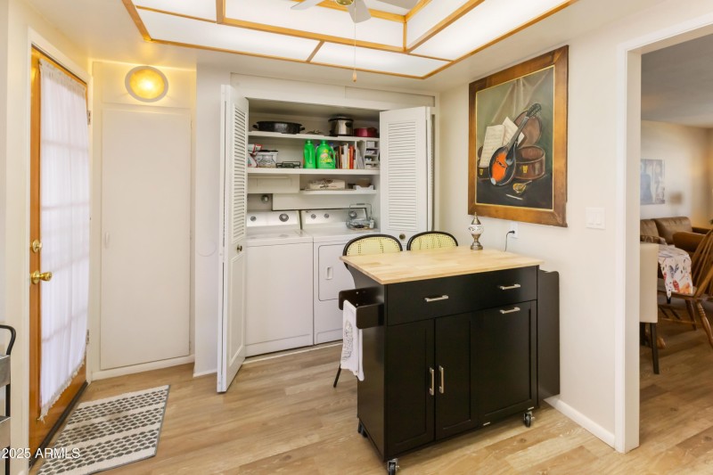 13807 N Garden Court Dr-8