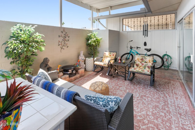 13807 N Garden Court Dr-27