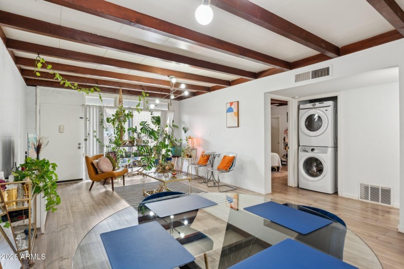 Laundry in unit and conveys