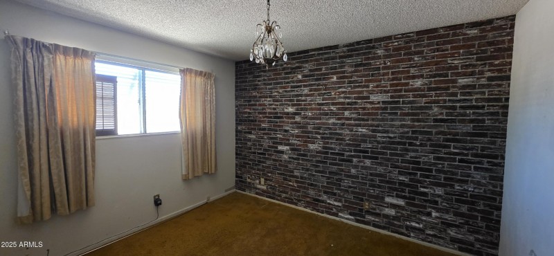 219 North Ford Street