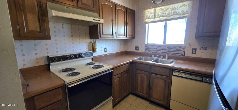 219 North Ford Street