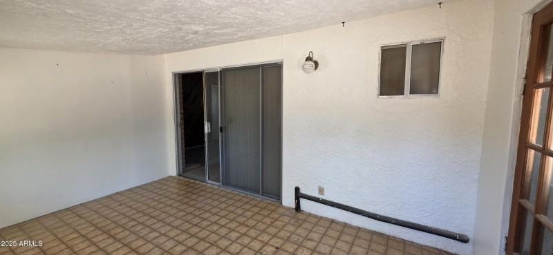 219 North Ford Street